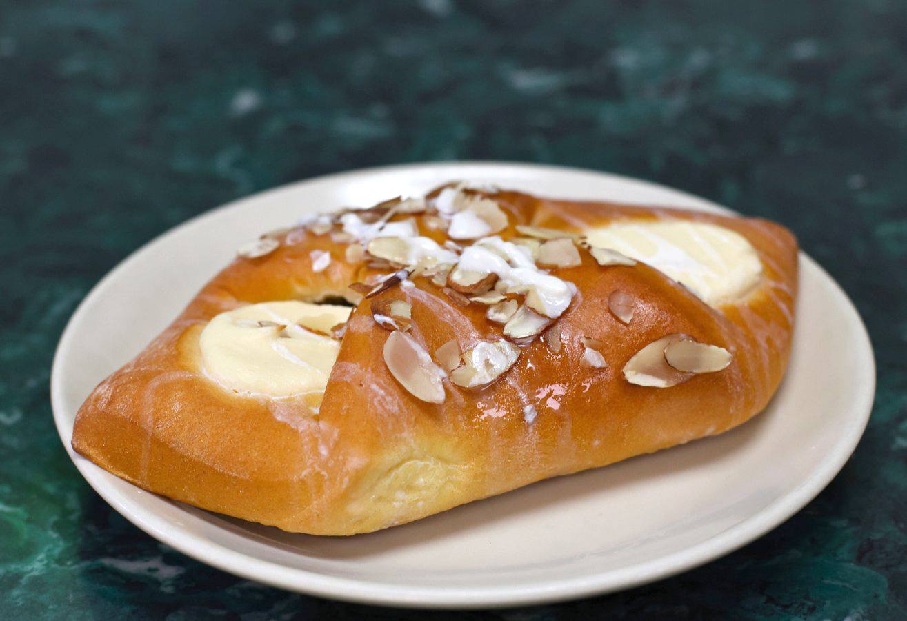 Almond Cheese Danish